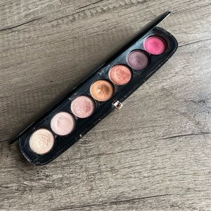 Marc Jacobs eyeshadow palette in Scandalust